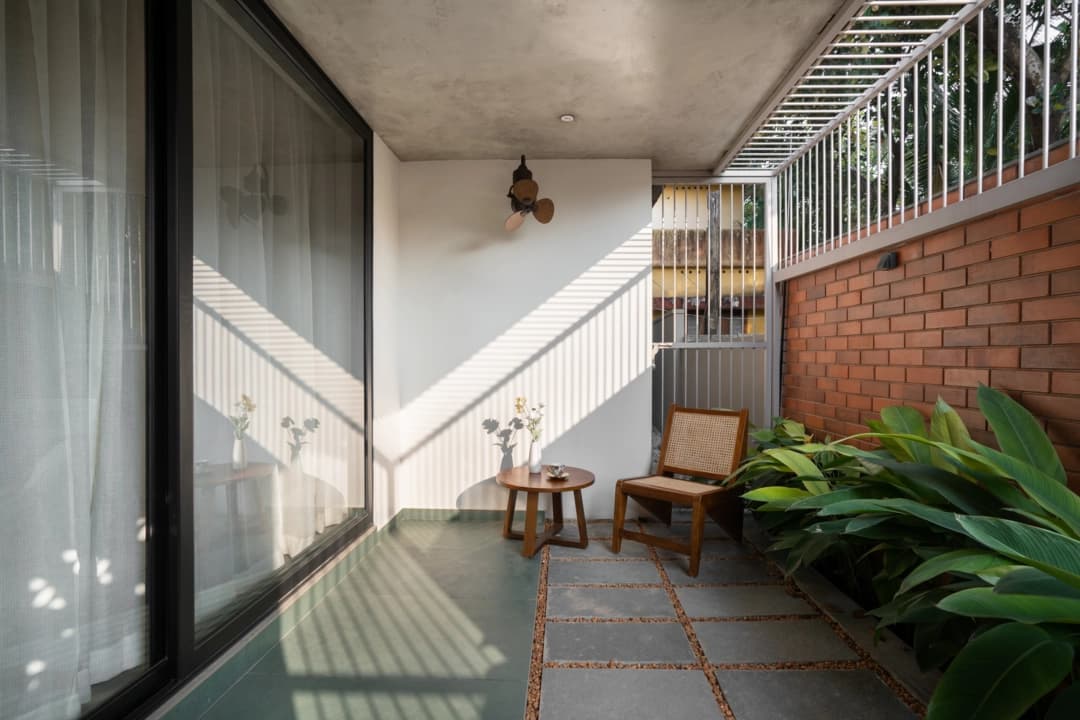 Dr Rachel Daniel image 11